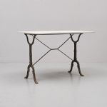 1193 3211 GARDEN TABLE